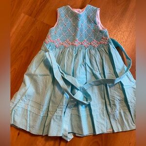 Anavini smocked dress